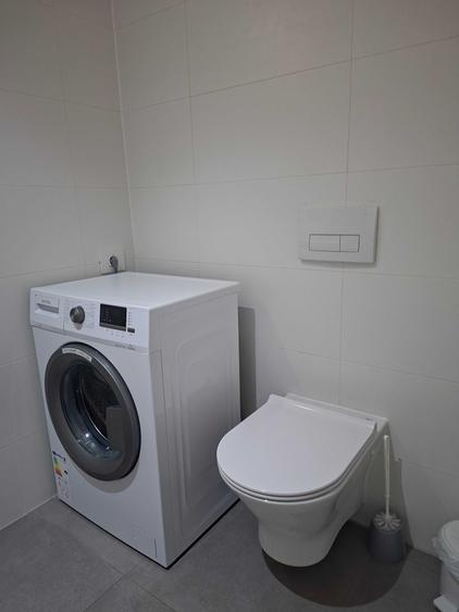 Apartament cu 2 camere semidecomandat în Avantgarden