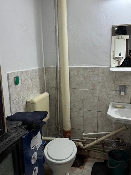 Spațiu comercial, de 100 mp, în Hunedoara