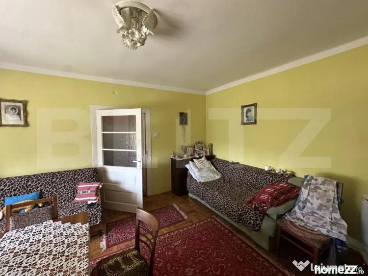 Casă cu 2 camere cu Teren 2963 Mp în Central