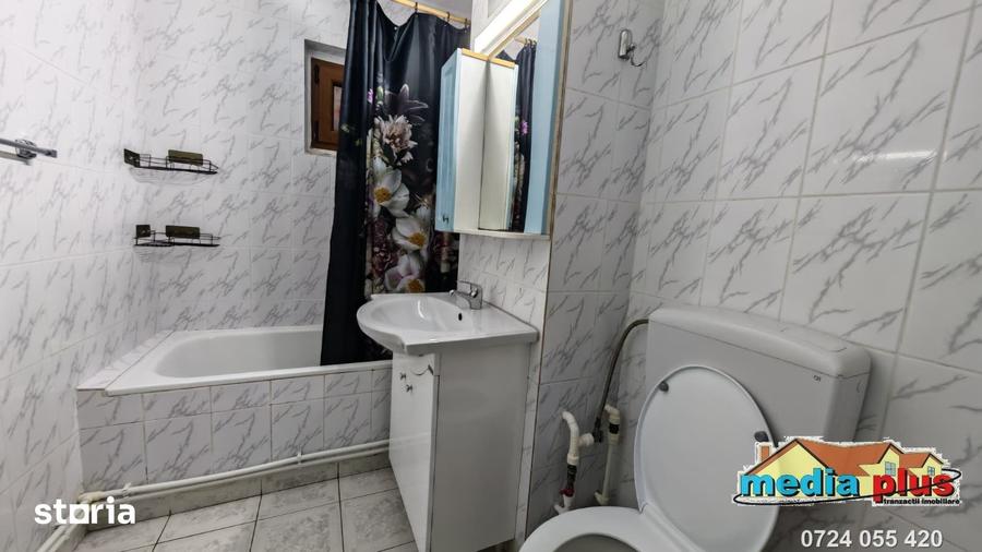 Apartament cu 2 camere decomandat în Central
