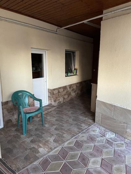 Casă cu 3 camere cu Teren 340 Mp în Central