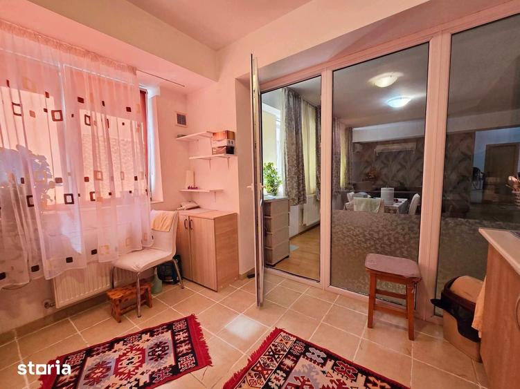 Apartament cu 2 camere decomandat în Industriilor