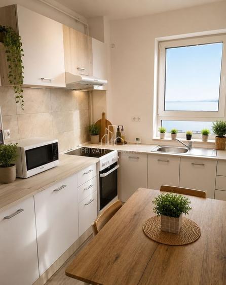 Apartament cu 3 camere decomandat în Libertății