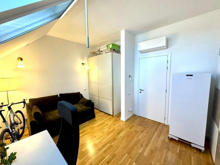 Casă cu 5 camere cu Piscina în Pipera