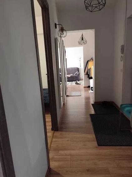 Mărgeanului-Bârcǎ | 4 camere | 86mp | et 3 | renovat | 141.500 euro - 3