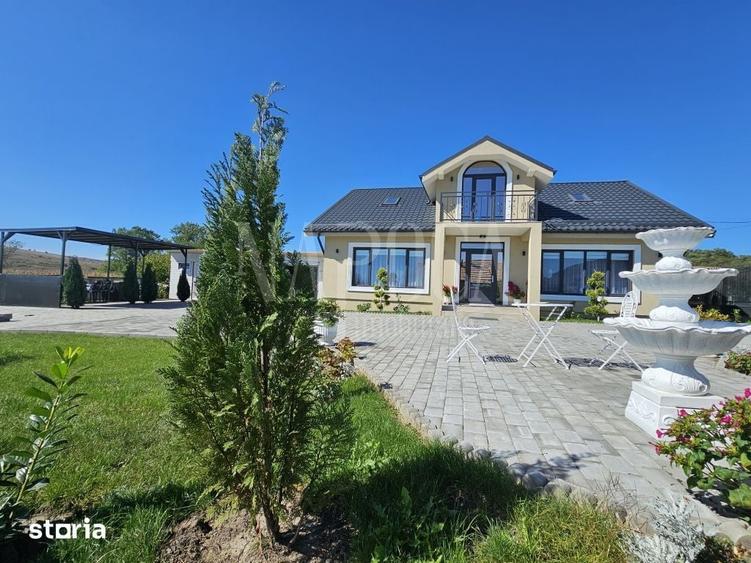 Casă cu 3 camere cu Teren 5800 Mp în Vultureni