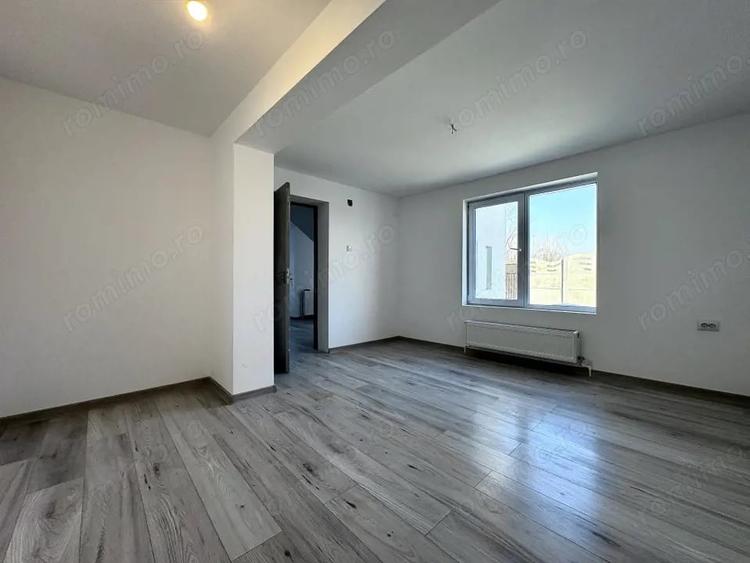 Casă cu 4 camere cu Teren 308 Mp în Giulești