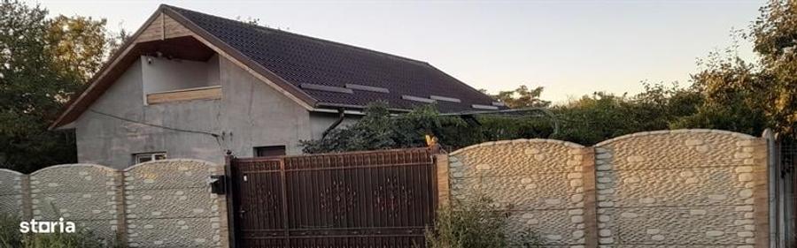 Casă individuală cu 3 camere cu Teren 500 Mp în Robănești