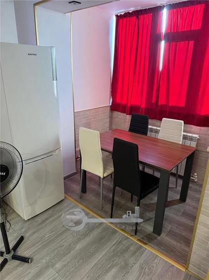 Garsonieră decomandată, mobilată în Podul de Piatră
