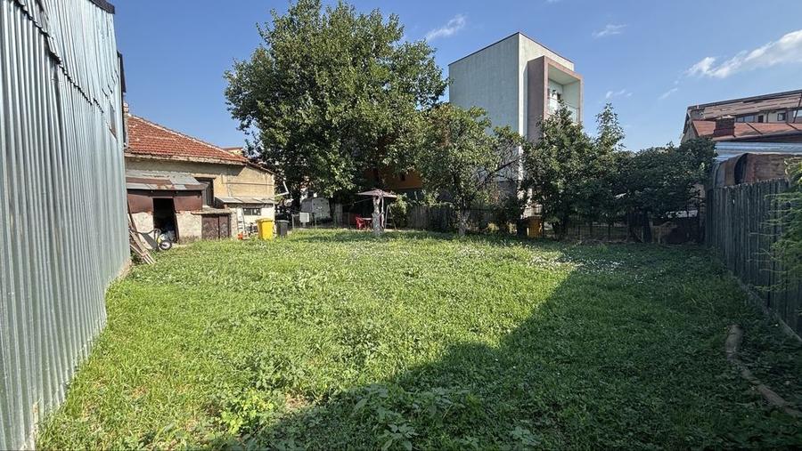 Casă cu 3 camere în Central