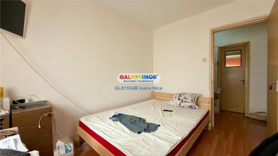 Apartament cu 3 camere decomandat, mobilat în Titan