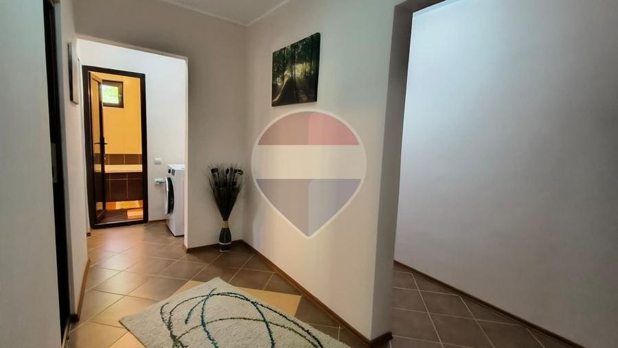 Apartament cu 2 camere decomandat, mobilat în Micro 13