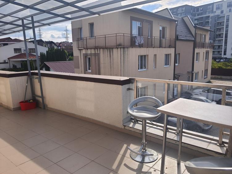 Apartament cu 2 camere decomandat, mobilat în Bună Ziua