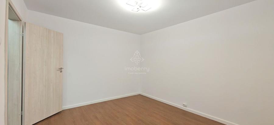 Apartament cu 3 camere decomandat în Virtuții