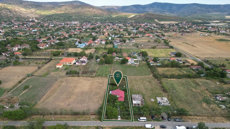 Casă individuală cu 3 camere cu Teren 1530 Mp în Șiria