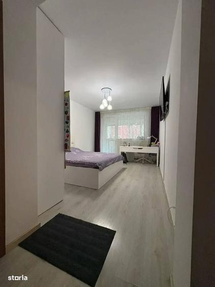Apartament cu 3 camere decomandat în Fundeni