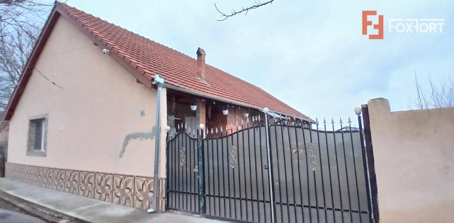 Casă individuală cu 3 camere cu Canalizare în Gottlob