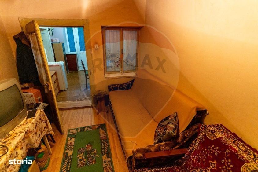 Casă cu 4 camere în Criș