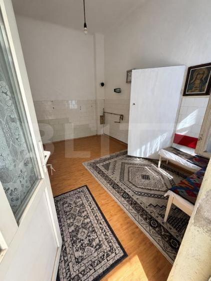 Casă individuală cu 1 camere cu Canalizare în Central