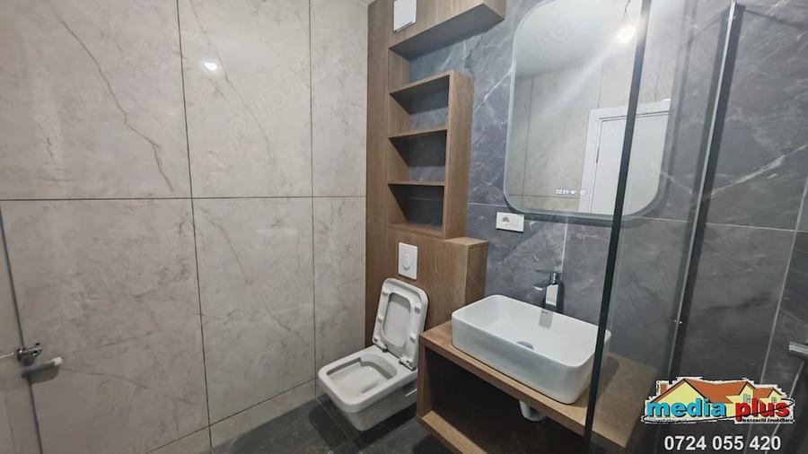 Garsonieră decomandată în Central