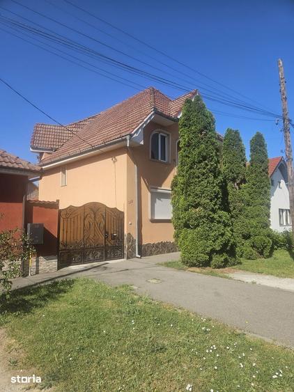 Casa la CHEIE 6 Camere,4 Bai,4 Bucatarie,IOSIA,pentru muncitori-max.30 - 1