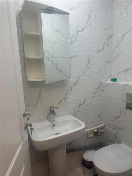 Apartament cu 3 camere decomandat, mobilat în Moara de foc