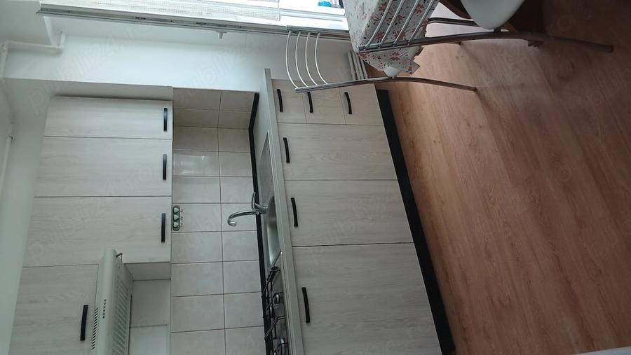 Apartament cu 2 camere decomandat în Traian