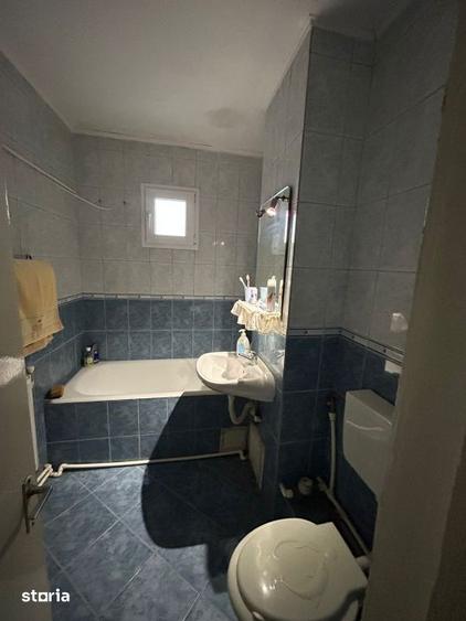 Apartament cu 3 camere în Barieră