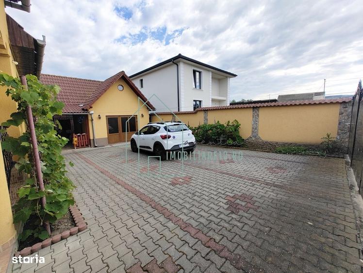 Casă cu 4 camere cu Teren 732 Mp în Central