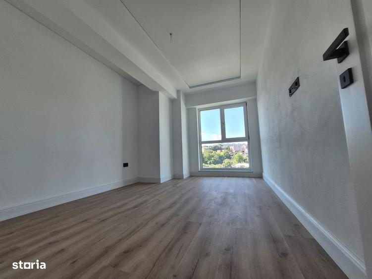 Apartament cu 3 camere decomandat în Tătărași