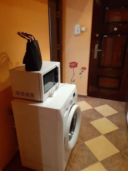 Apartament cu 2 camere semidecomandat în Micro 6