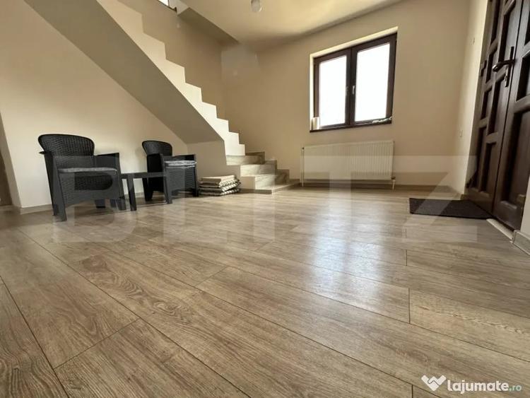 Casă cu 3 camere cu Teren 3200 Mp în Central