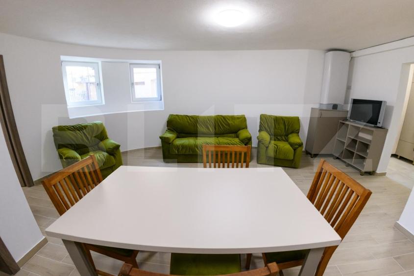 Apartament cu 3 camere decomandat, mobilat în Ultracentral