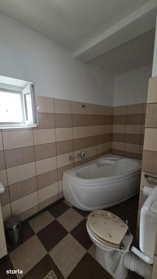 Casă cu 3 camere decomandat cu Teren 360 Mp în Burdea