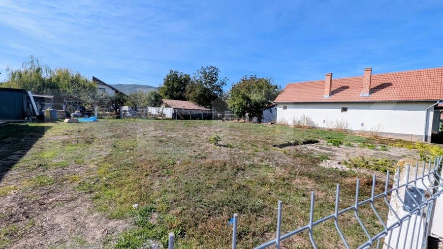 Teren Construcții intravilan de 439 mp, în Micești