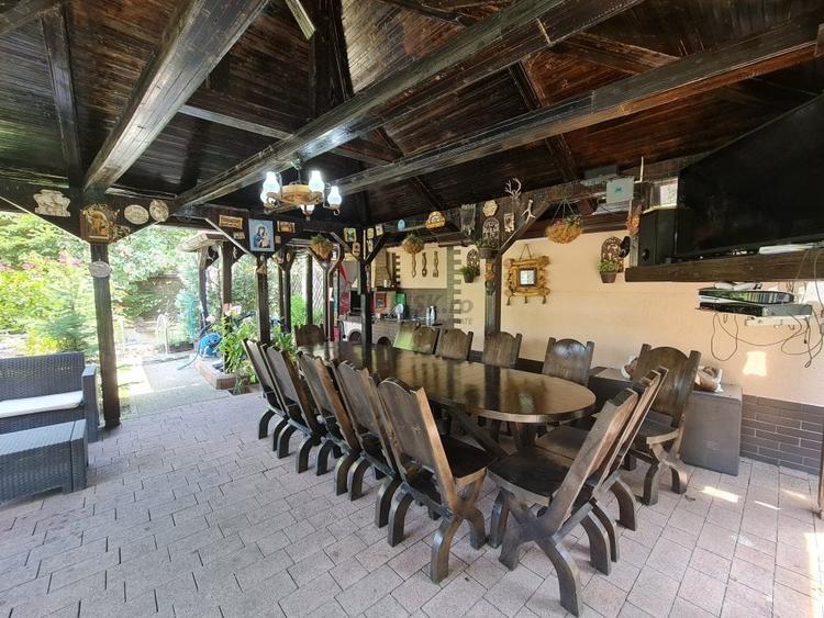 Casă individuală cu 6 camere cu Piscina în Domnești