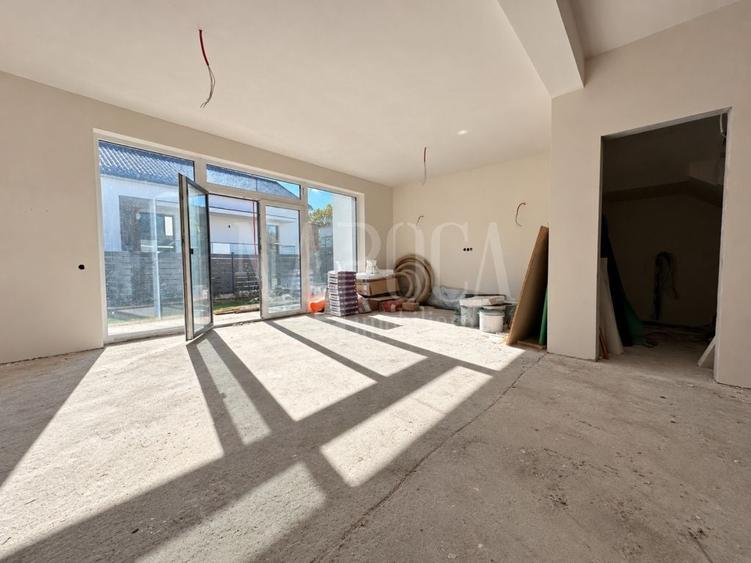Duplex cu 5 camere cu Canalizare în Făget