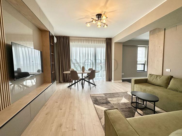 Apartament cu 3 camere semidecomandat în Băneasa