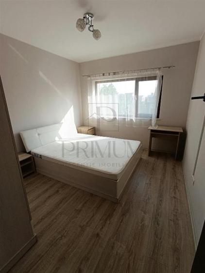 Apartament cu 3 camere decomandat în Dumbrăvița