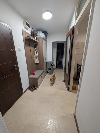 Apartament cu 2 camere decomandat în Drumul Taberei