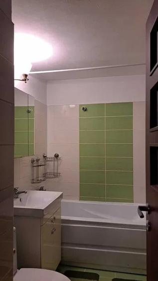 Apartament cu 2 camere decomandat, mobilat în Păcii