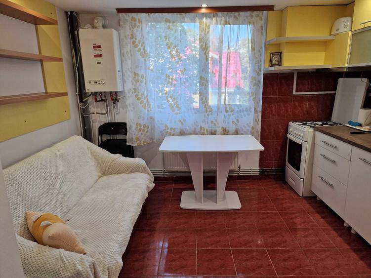 Garsonieră decomandată în Tătărași