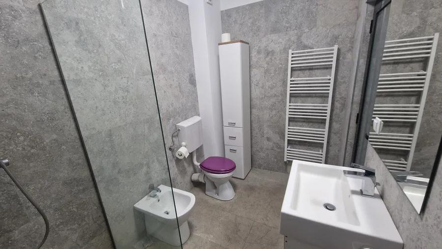 Apartament de vanzare 2 camere de 52mp 9mp zona Vivo Razoare - 4