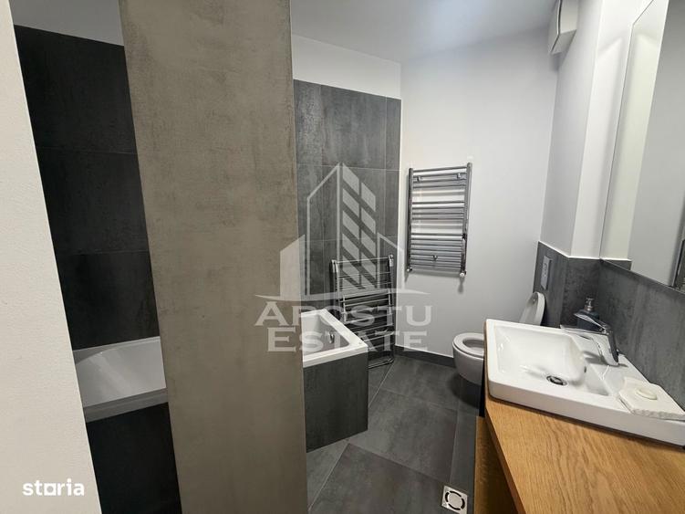 Apartament cu 3 camere, mobilat în Take Ionescu