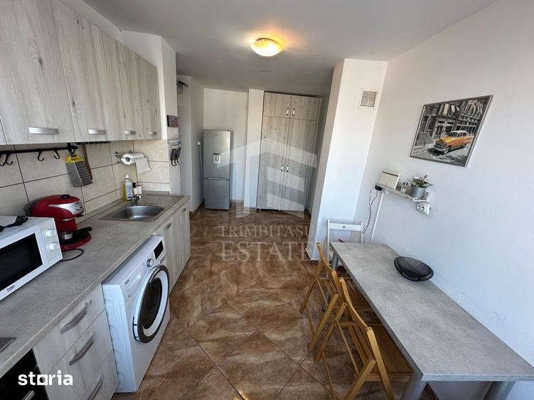 Apartament cu 3 camere decomandat, mobilat în Pantelimon