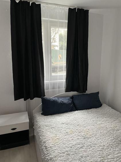 Inchiriez apartament pe strada mioritei , in statia de autobuz vizavi de Supermarket ! Darina - 5