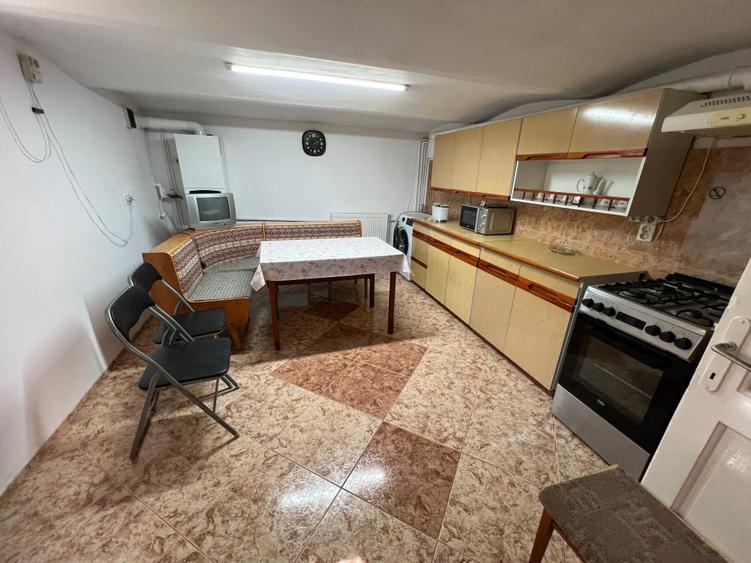 Casă individuală cu 4 camere cu Teren 237 Mp în Reșița