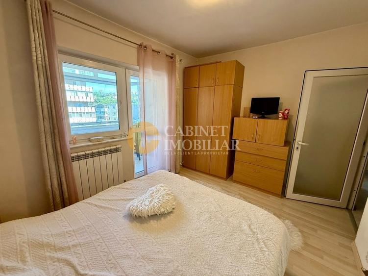Apartament cu 3 camere decomandat, mobilat în Gară