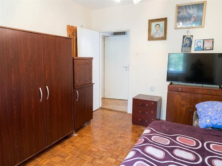 Apartament cu 2 camere semidecomandat în Centru Civic