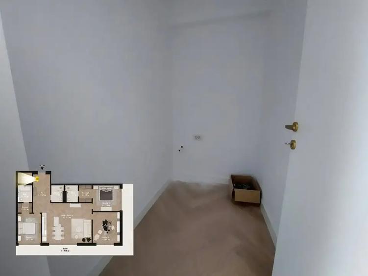Apartament cu 4 camere semidecomandat în Unirii
